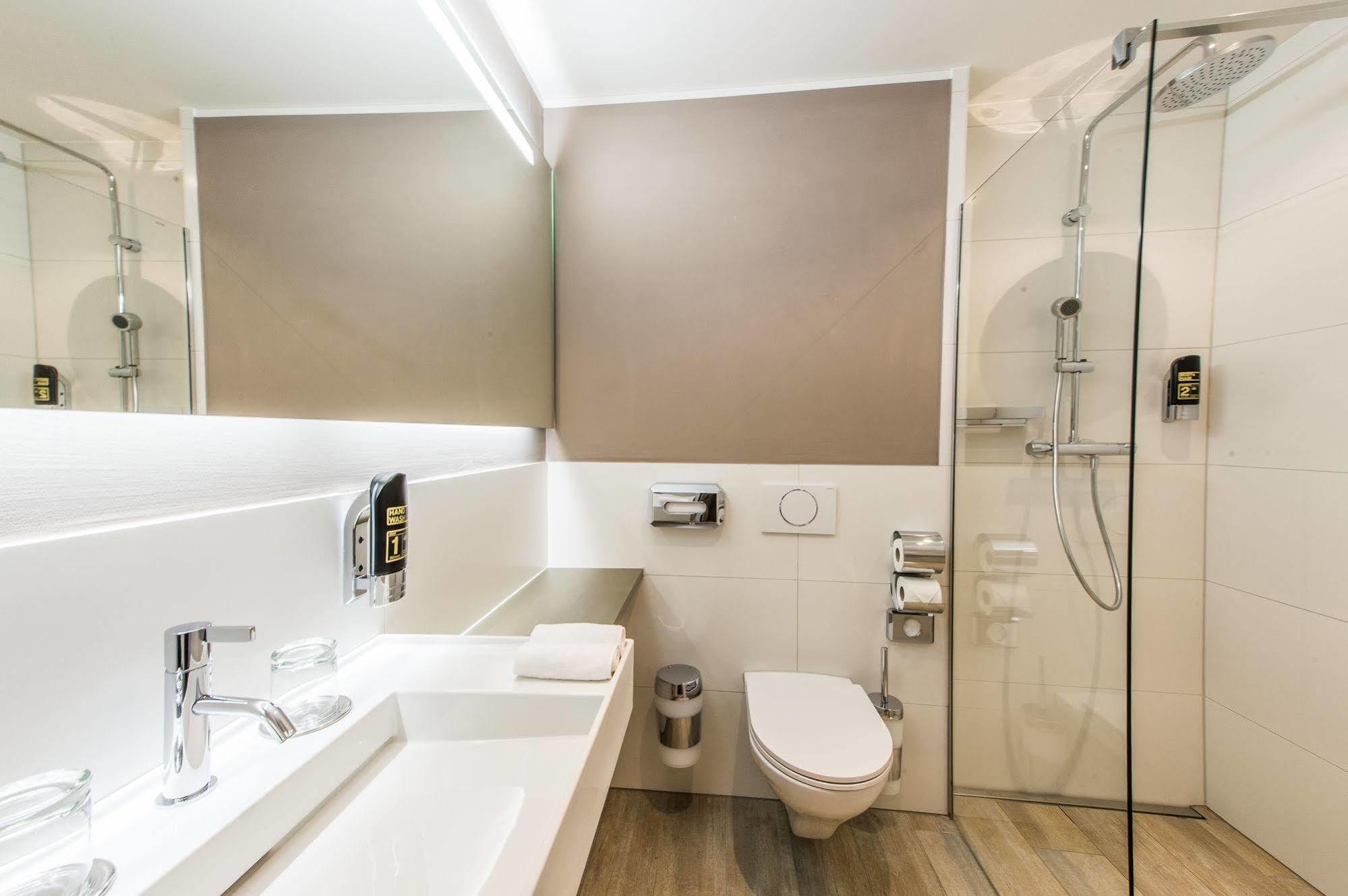 Hotel My Way Zuerich Wallisellen Luaran gambar